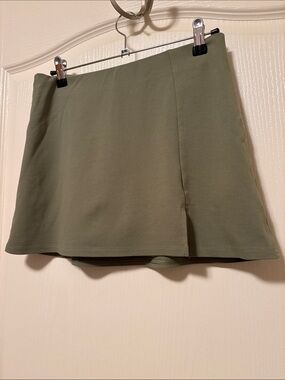 American Eagle Outfitters Olive Green Skort